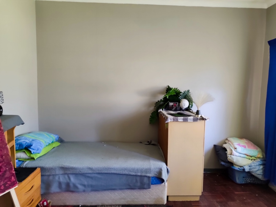 5 Bedroom Property for Sale in Songloed North West